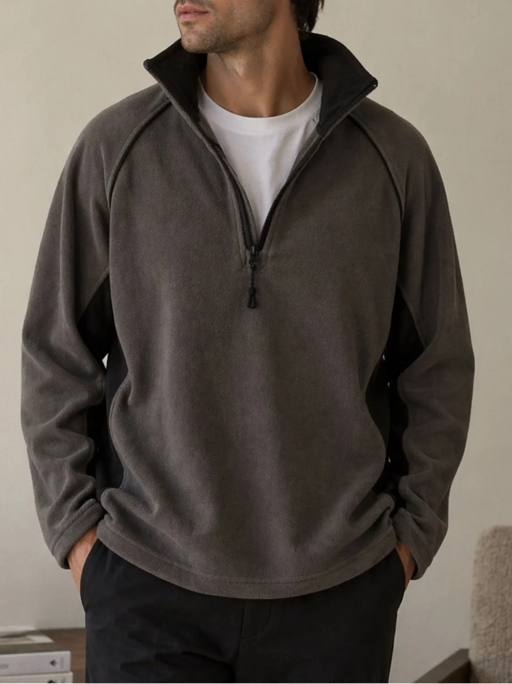 Men’s Saks Fifth Avenue Gray/Black Fleece 3/4 Zip Sweater size Medium